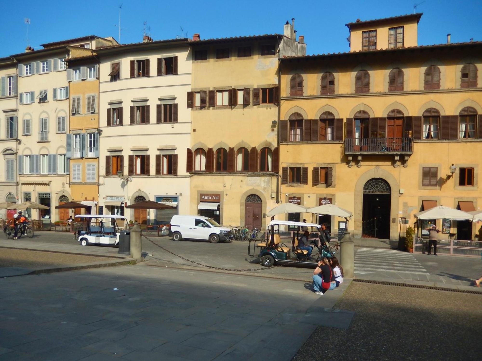 Great Location Just Infront Of Pitti Palace フィレンツェ エクステリア 写真